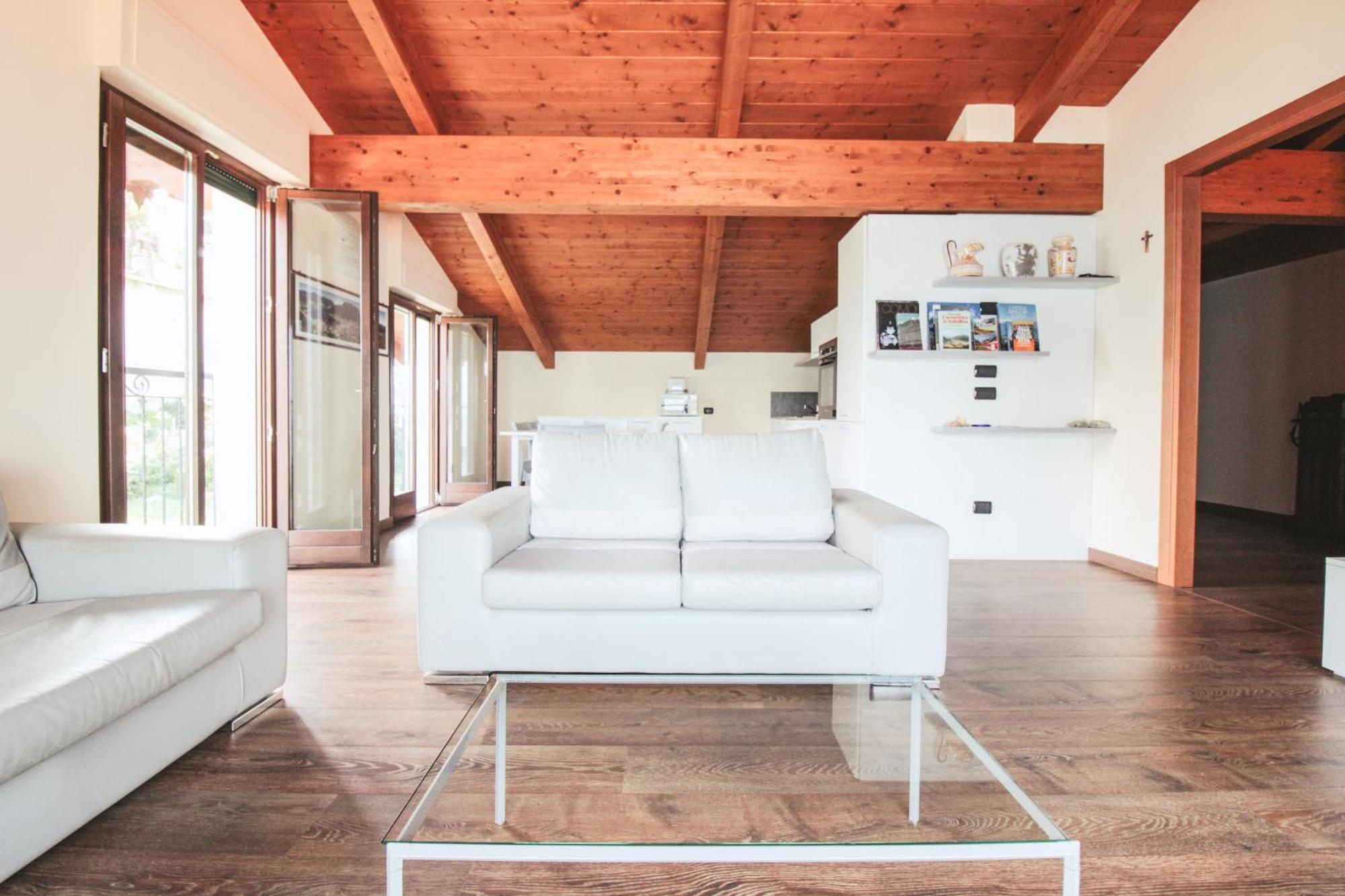 Appartamento Al Porto Pianello Del Lario Exteriör bild