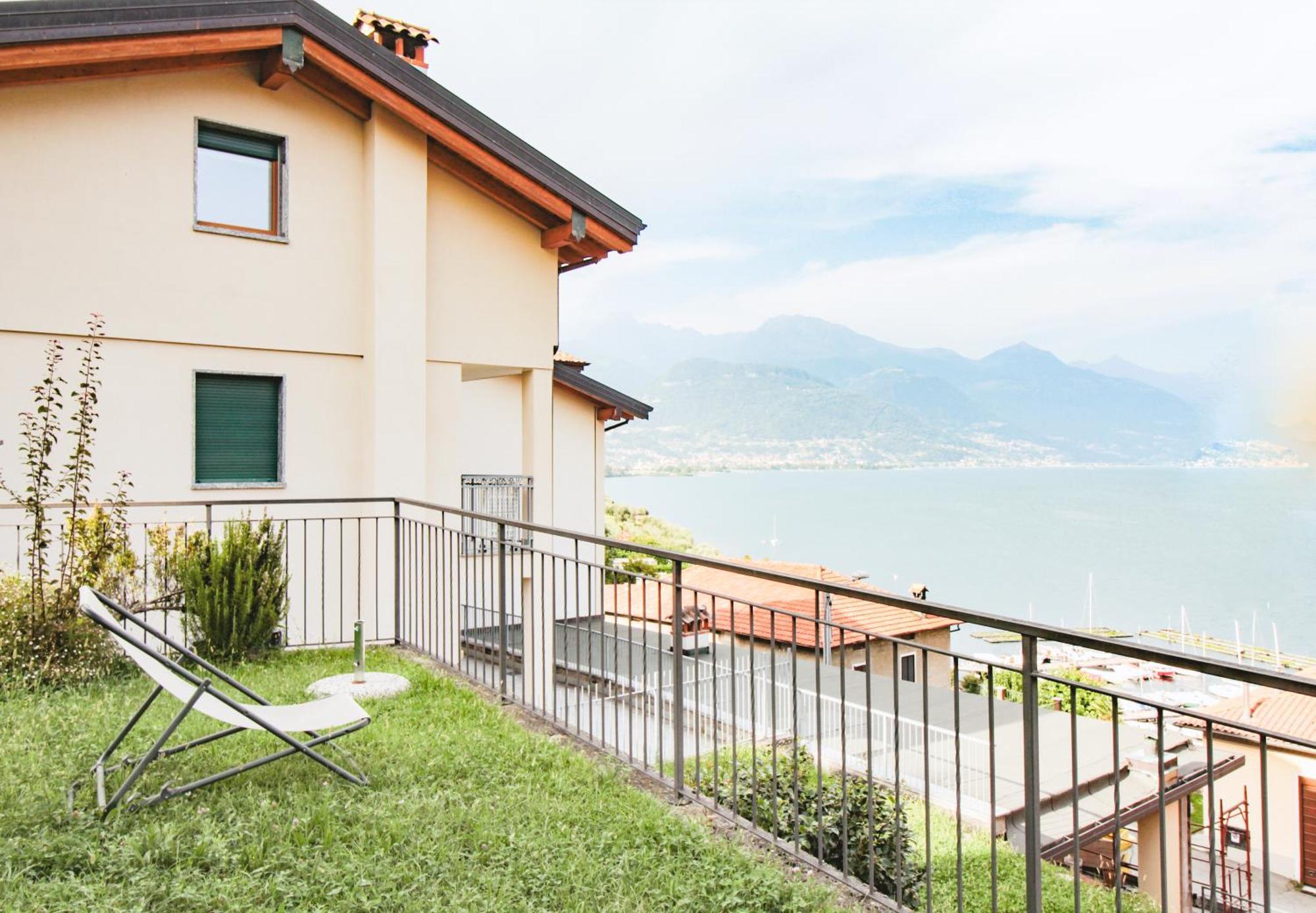 Appartamento Al Porto Pianello Del Lario Exteriör bild