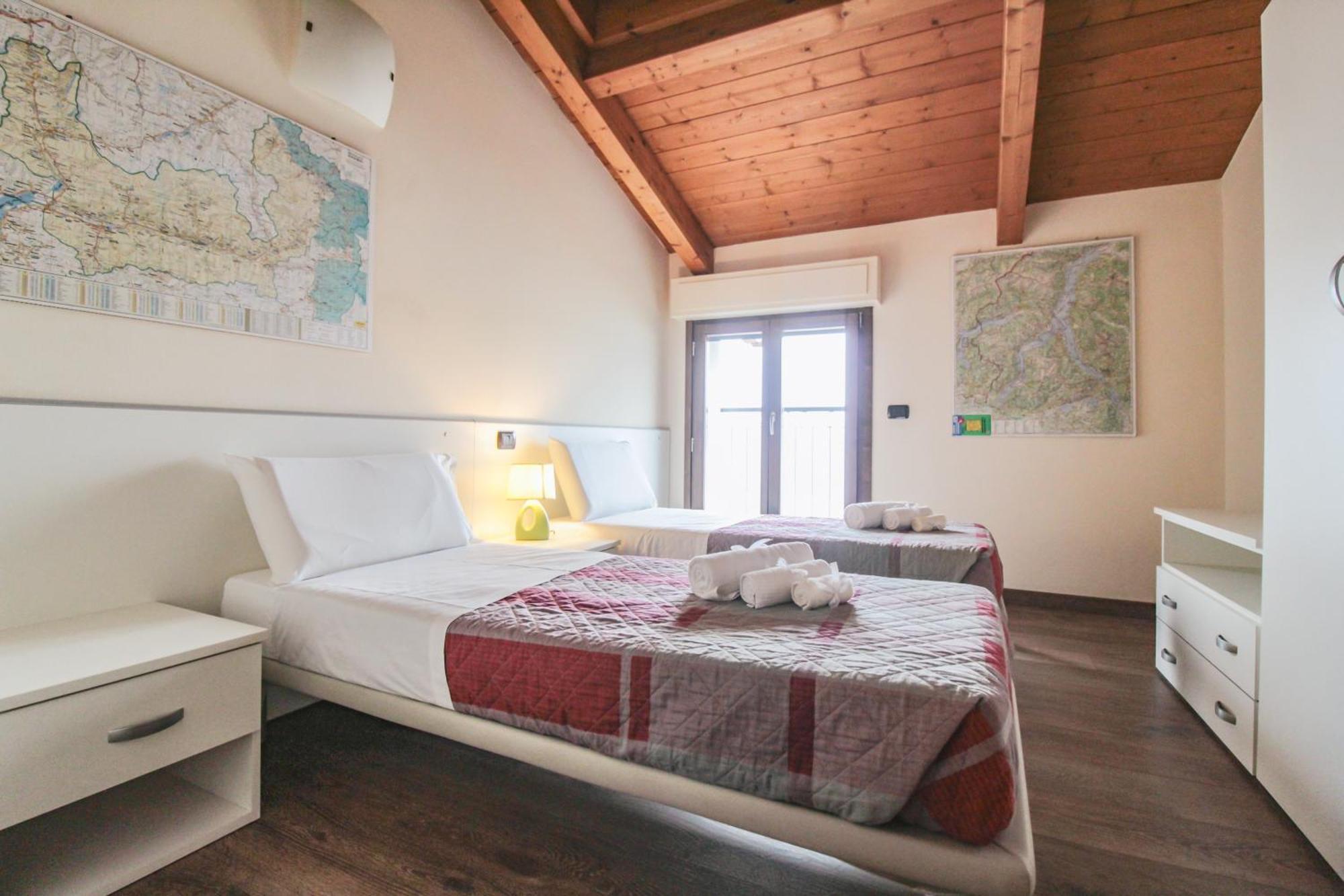 Appartamento Al Porto Pianello Del Lario Exteriör bild